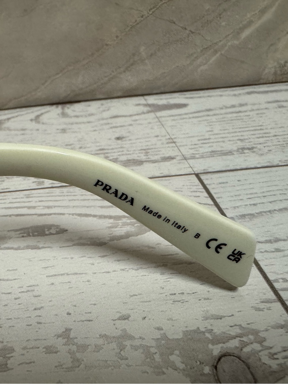 Prada white Sunglasses - Picture 6 of 11